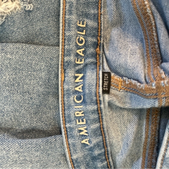 American Eagle Stretch Distressed Jeans Women's Size 6 - Picture 12 of 16